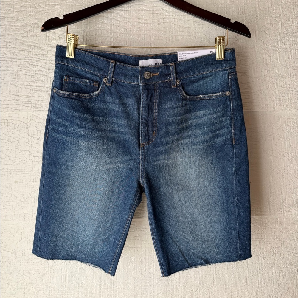 LOFT High Rise Skinny Bermuda Shorts NWT Size 26